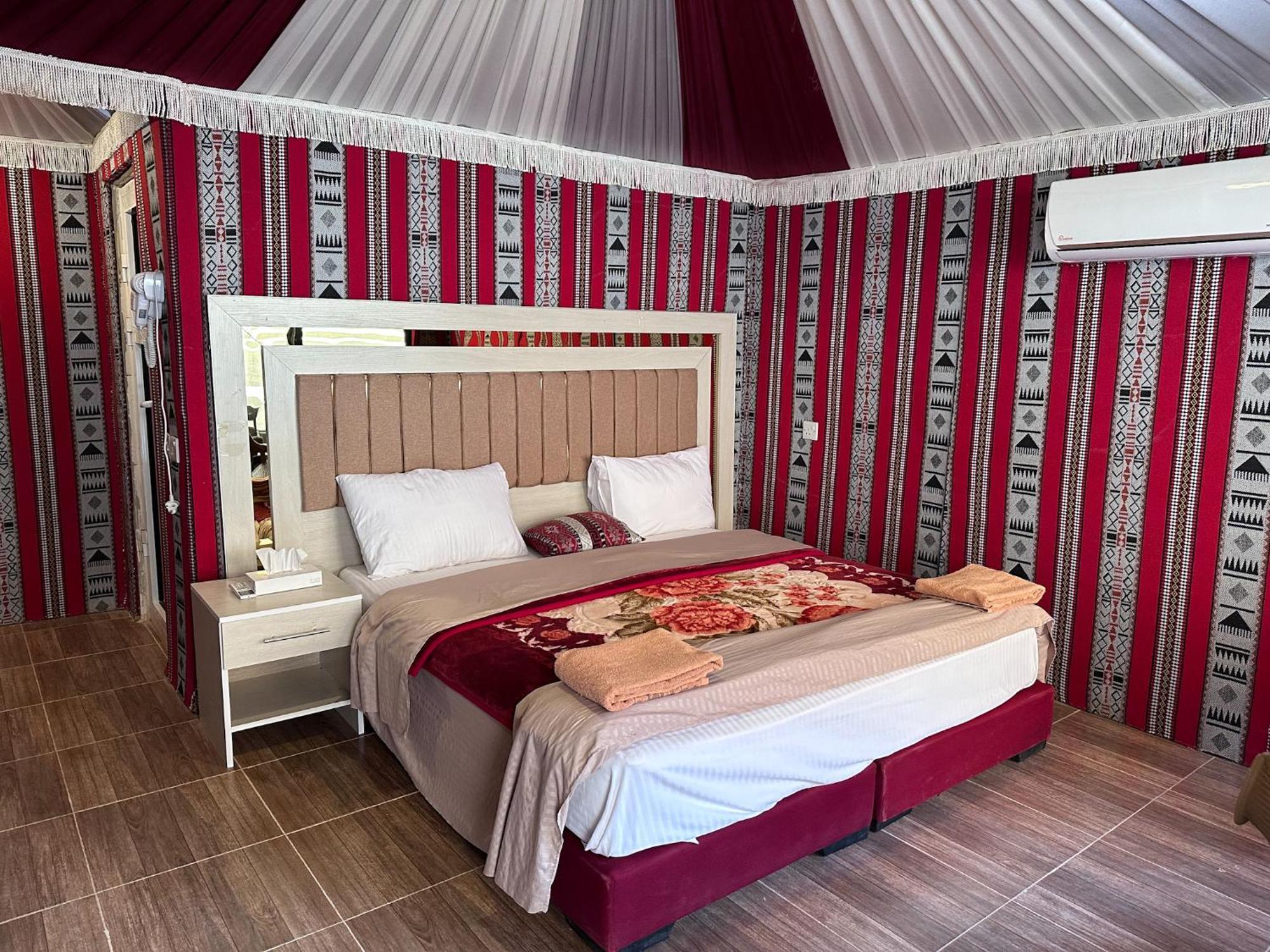 מלון וואדי רם Hasan Zawaideh Camp מראה חיצוני תמונה